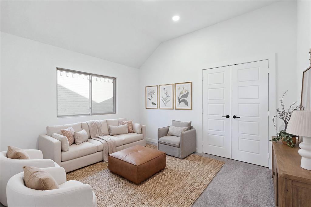 Meadow Lakes - Residential