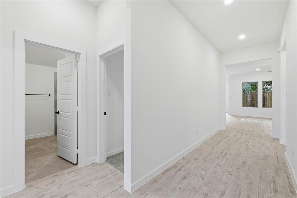 Meadow Lakes - Residential