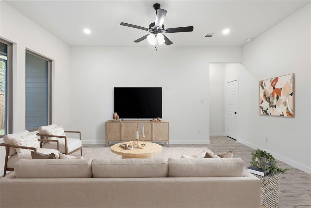 Meadow Lakes - Residential