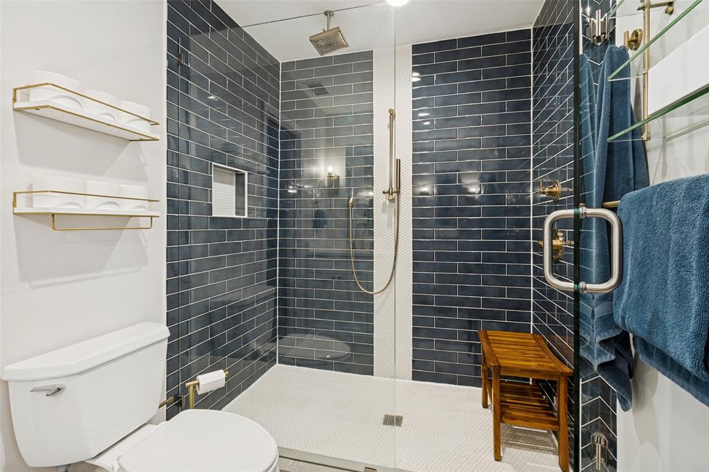 Lakeshore Hills Rev - Residential