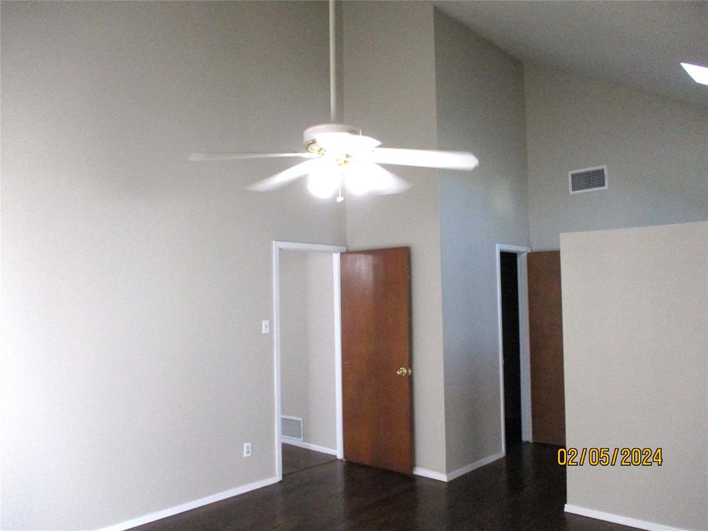 Wilshire Village Square Add - Residential Lease
