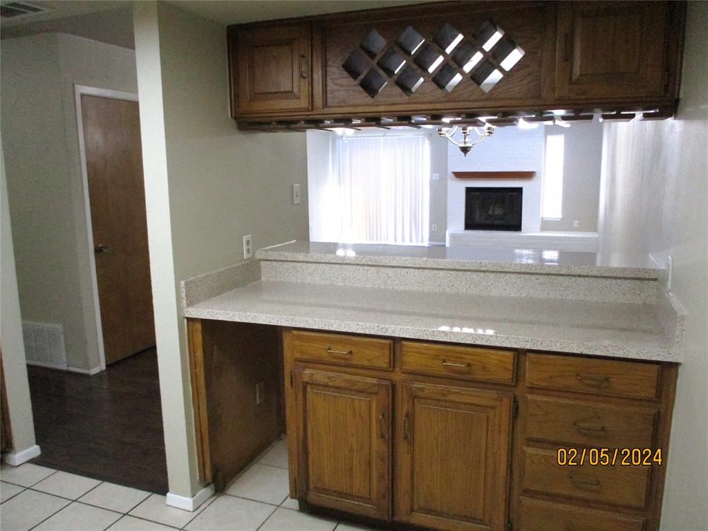 Wilshire Village Square Add - Residential Lease