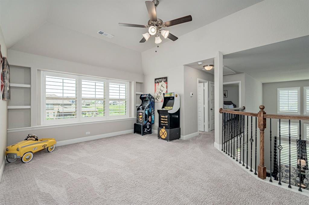 121 Majors - Residential
