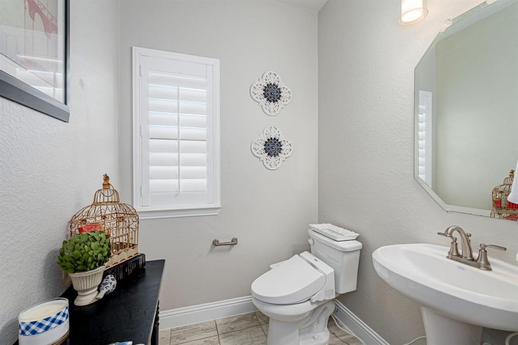121 Majors - Residential