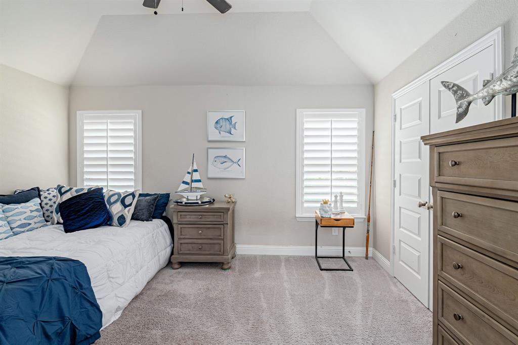 121 Majors - Residential
