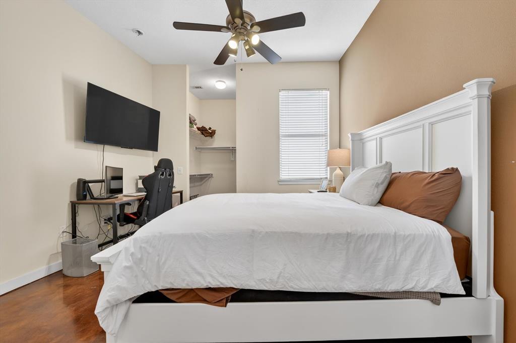 Texas & Pacific Lofts Condo - Residential