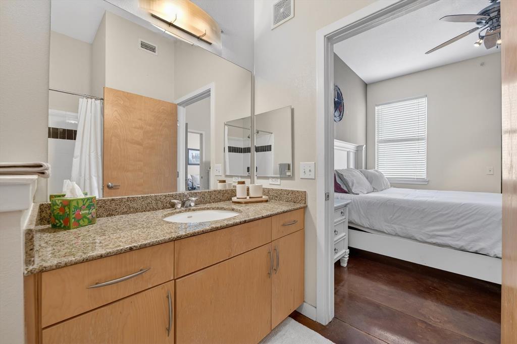 Texas & Pacific Lofts Condo - Residential