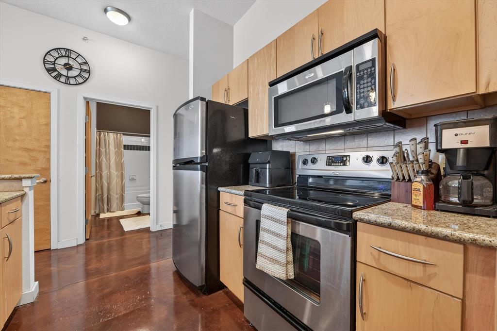 Texas & Pacific Lofts Condo - Residential