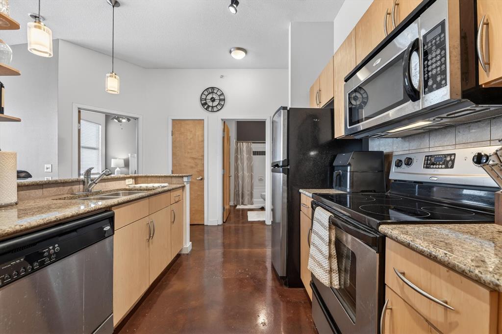 Texas & Pacific Lofts Condo - Residential