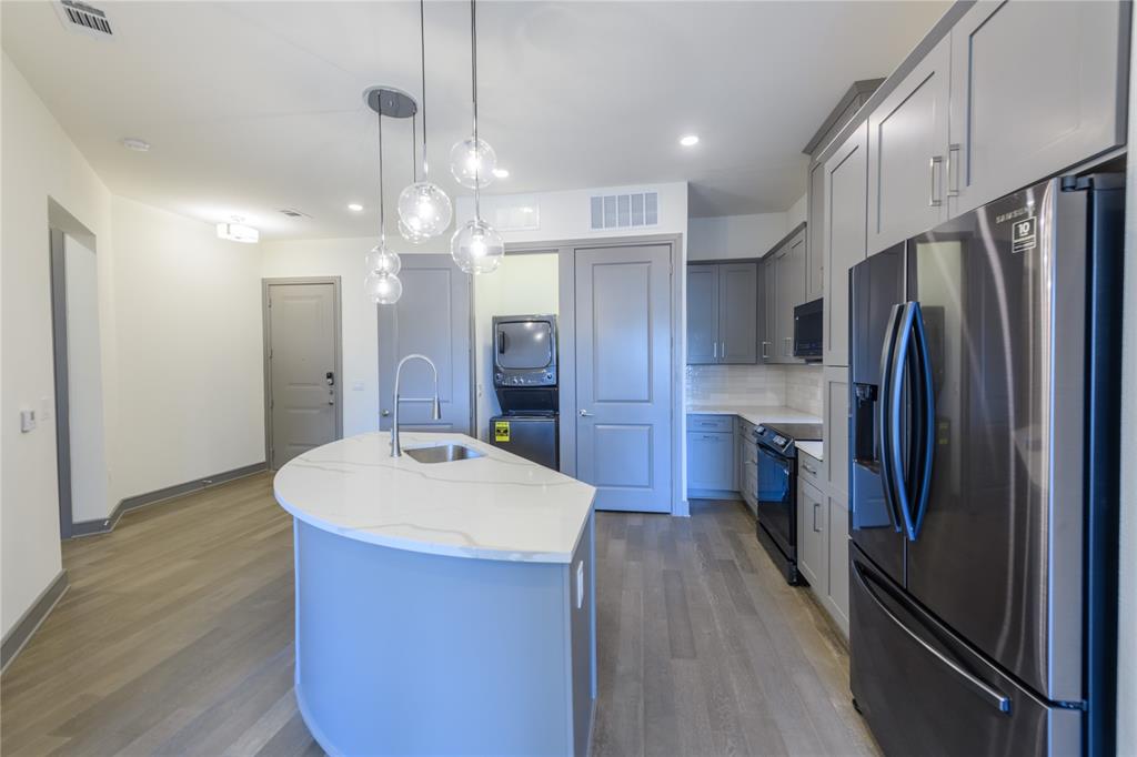View Residential Condo - Residential