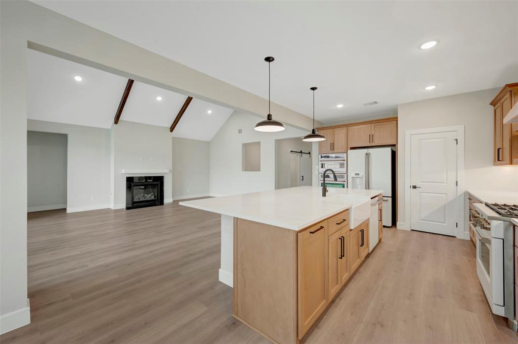 Elevon - Residential