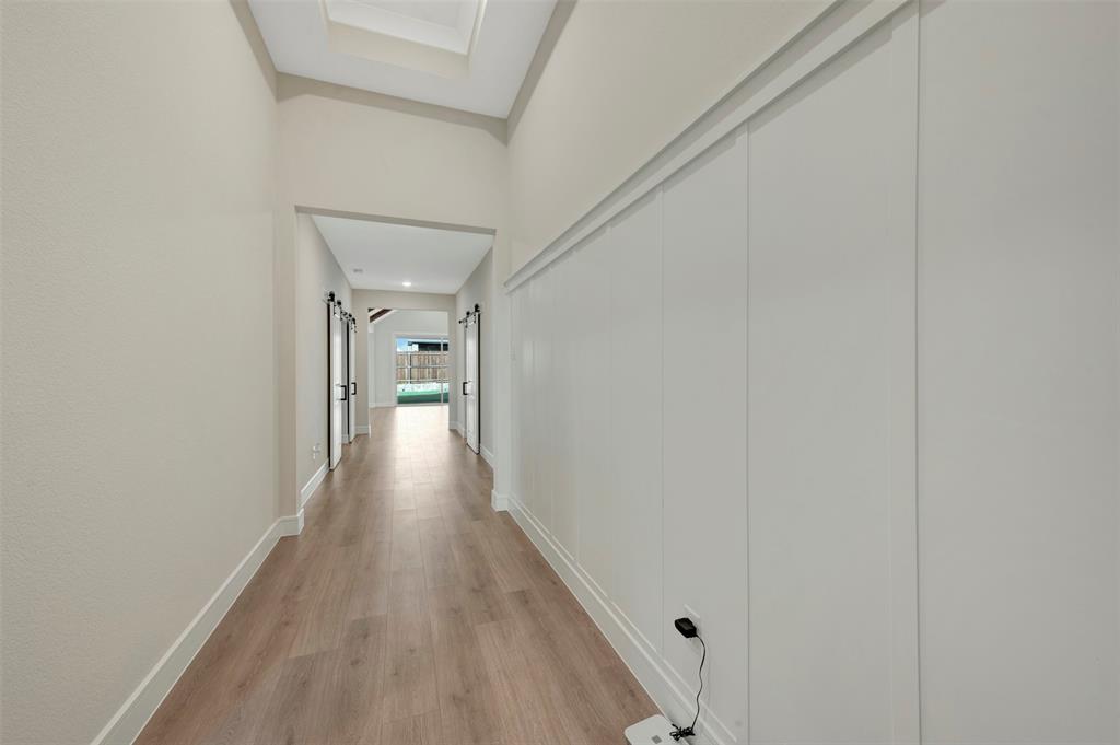 Elevon - Residential