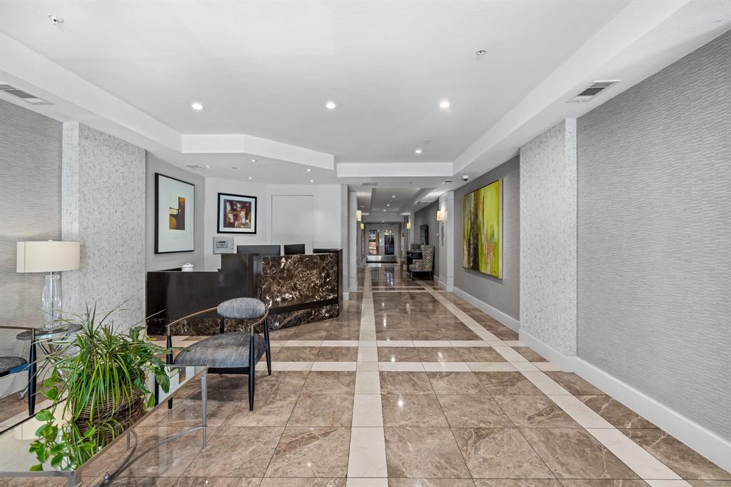 Renaissance On Turtle Creek Condo - Residential
