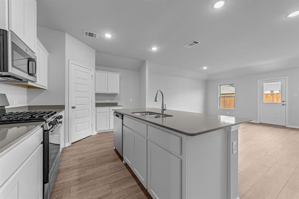 Rolling Ridge - Residential