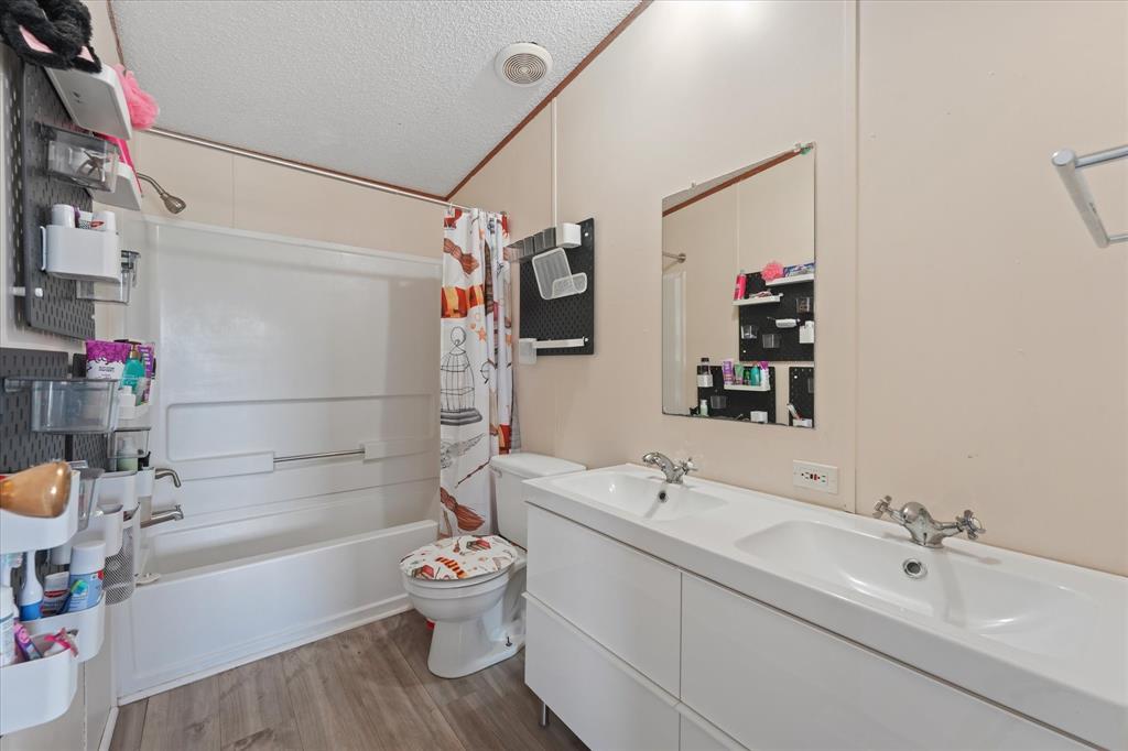 Diamond Acres Ph2 Ph 1 Unrec - Residential