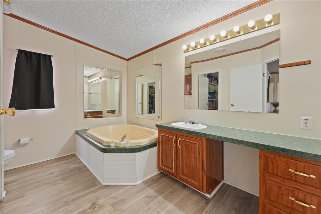 Diamond Acres Ph2 Ph 1 Unrec - Residential