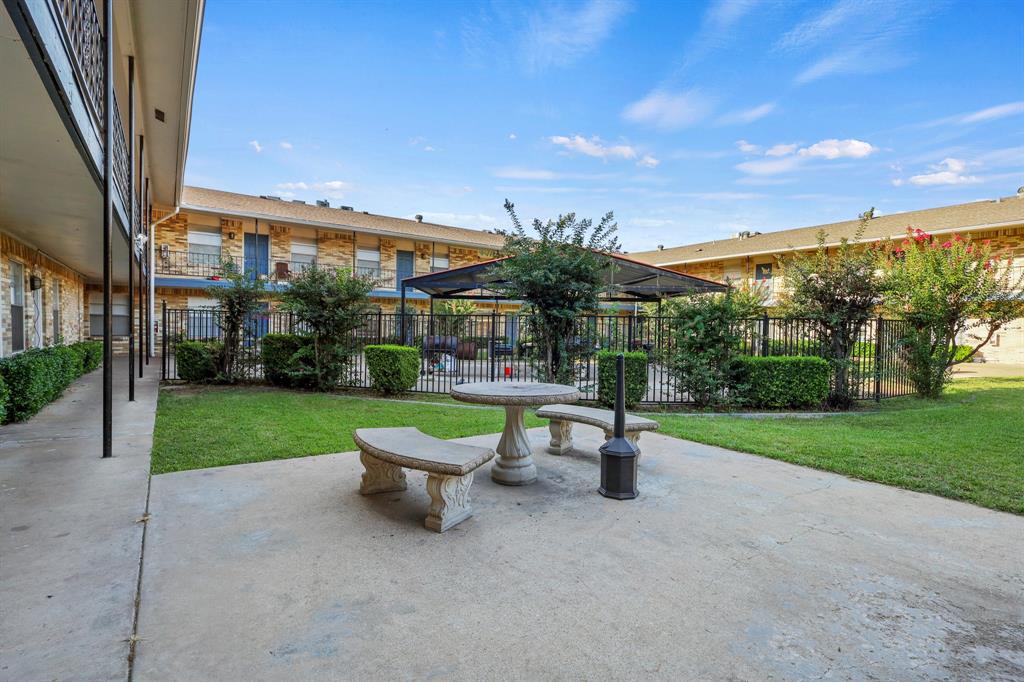 North Meadowbrook Estates - Residential Income