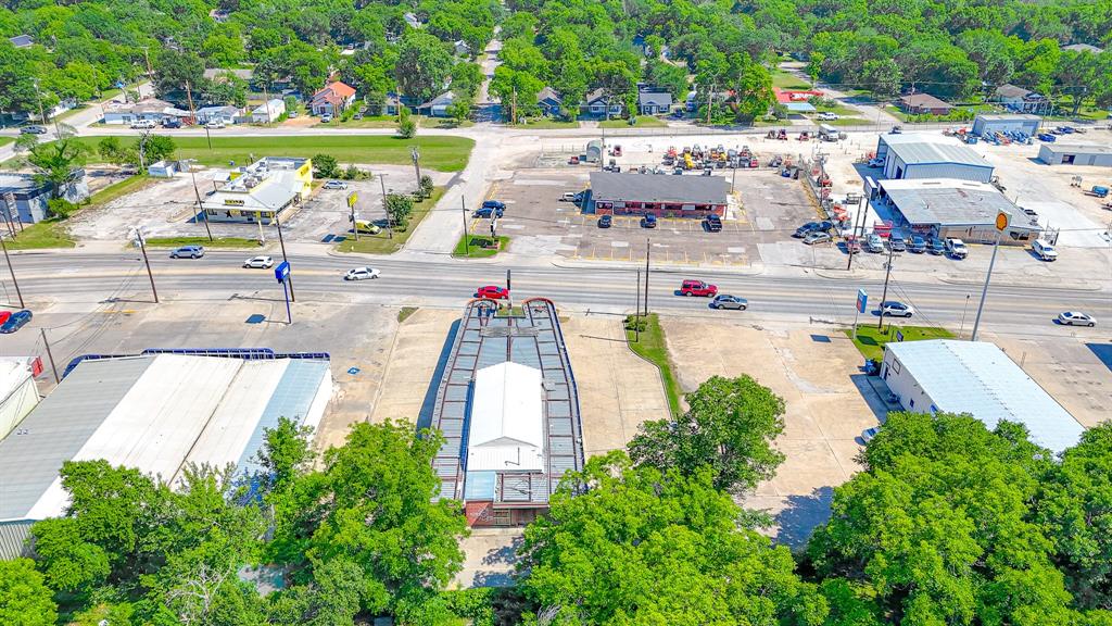 Corsicana - Commercial Sale
