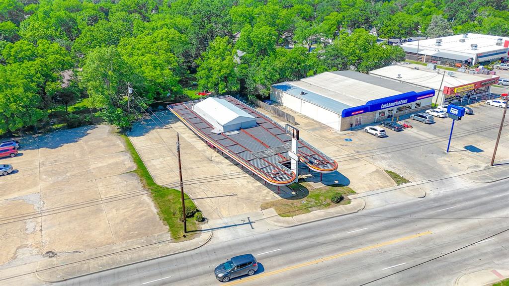 Corsicana - Commercial Sale