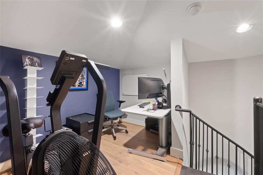 5737 Live Oak Condos - Residential