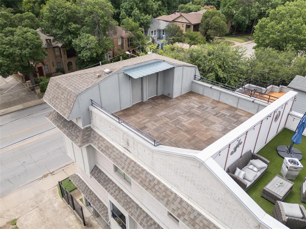 5737 Live Oak Condos - Residential