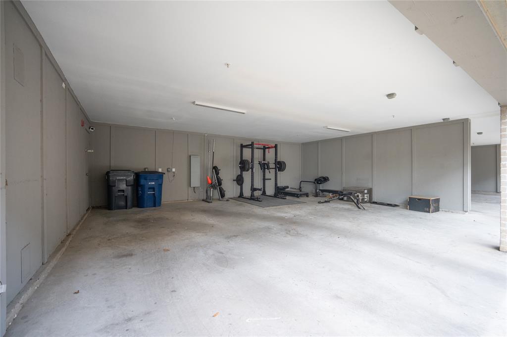 5737 Live Oak Condos - Residential