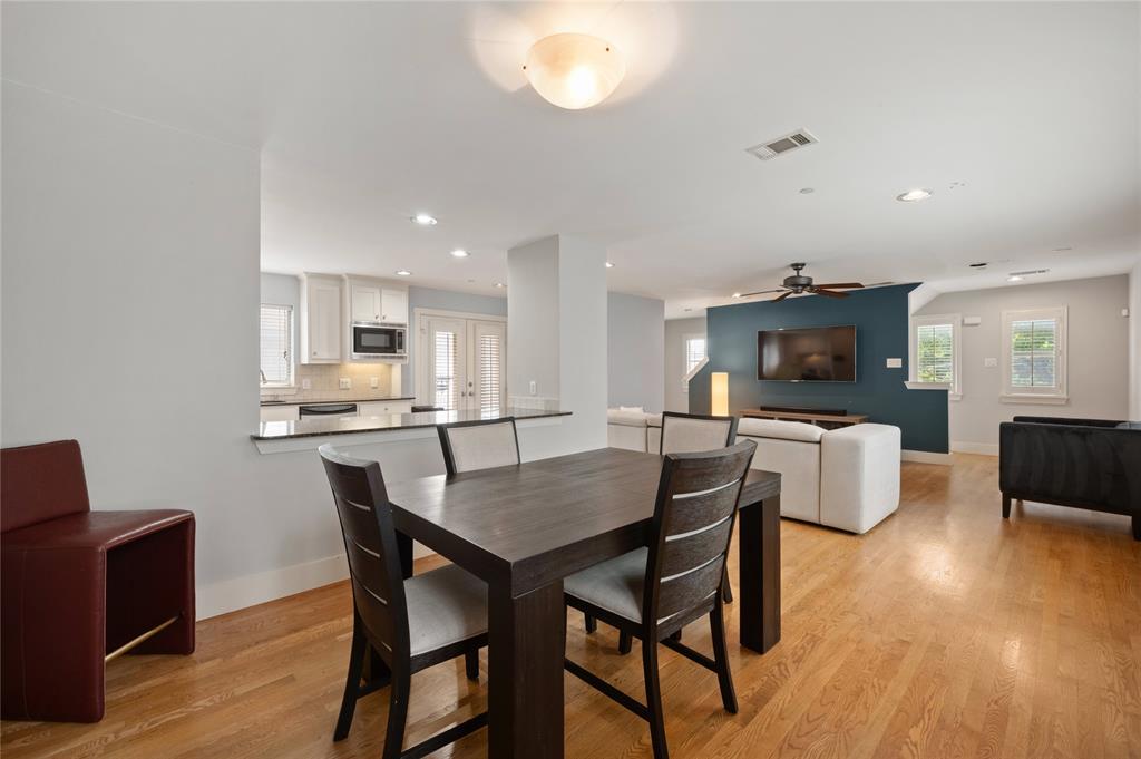 5737 Live Oak Condos - Residential