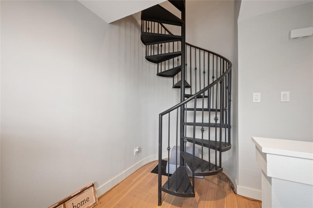 5737 Live Oak Condos - Residential