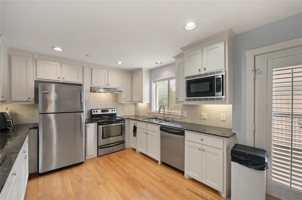 5737 Live Oak Condos - Residential