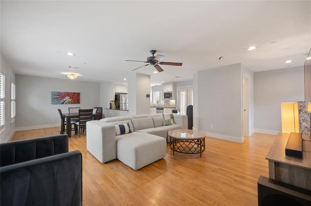5737 Live Oak Condos - Residential