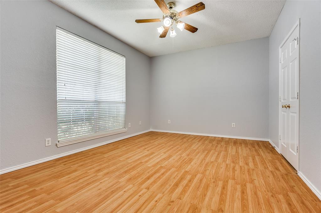 Villages Of Valley Creek 01 - Residential Lease