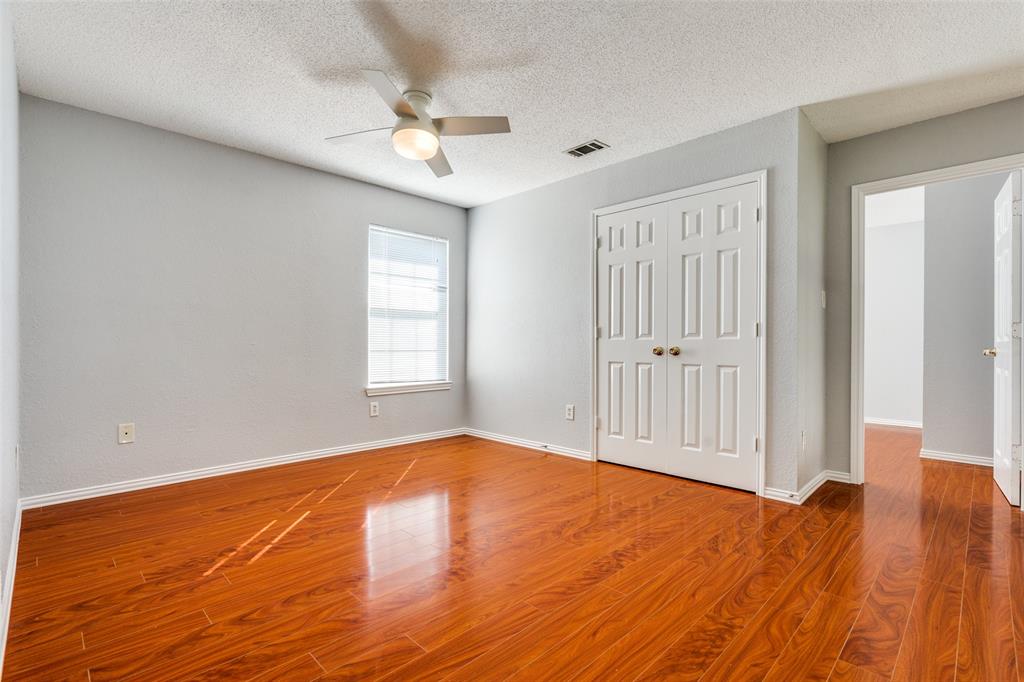 Villages Of Valley Creek 01 - Residential Lease