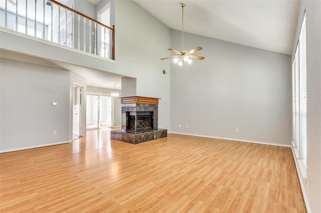 Villages Of Valley Creek 01 - Residential Lease