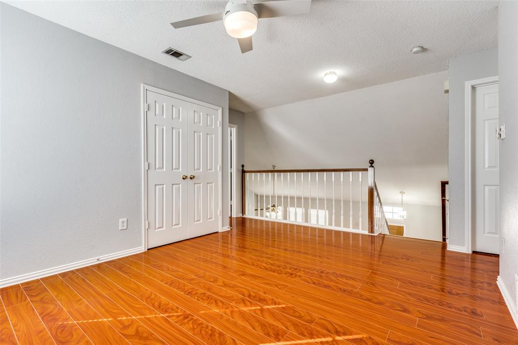 Villages Of Valley Creek 01 - Residential Lease