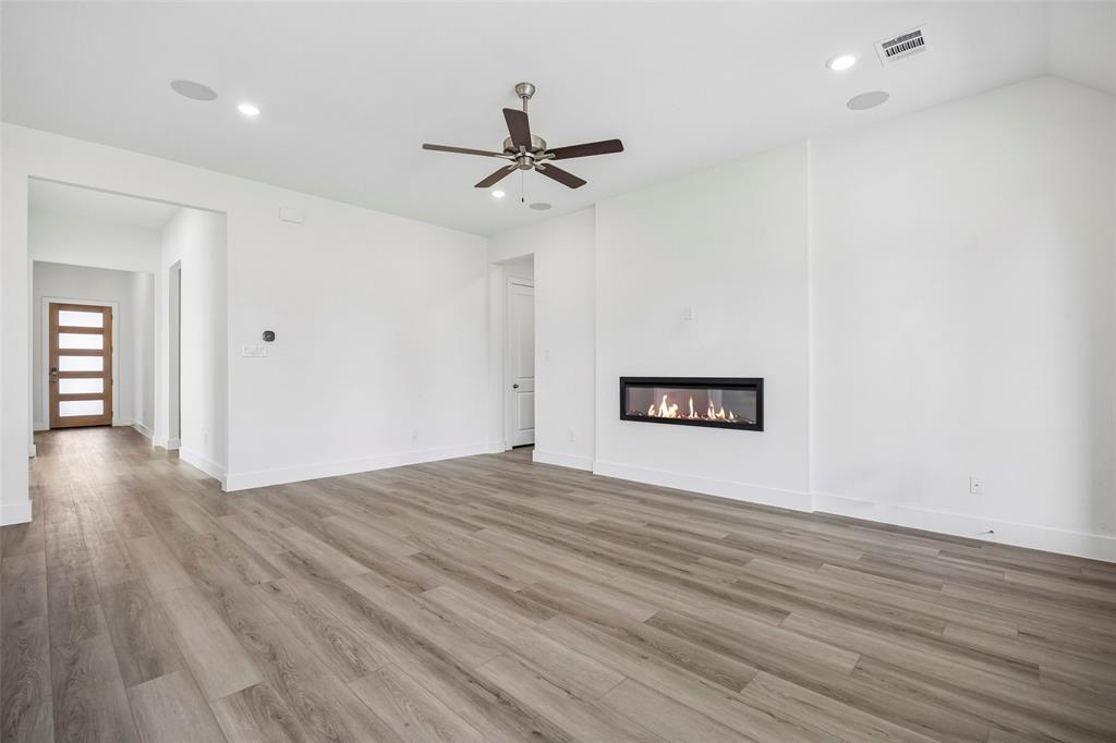 Ten Mile Creek Estates - Residential