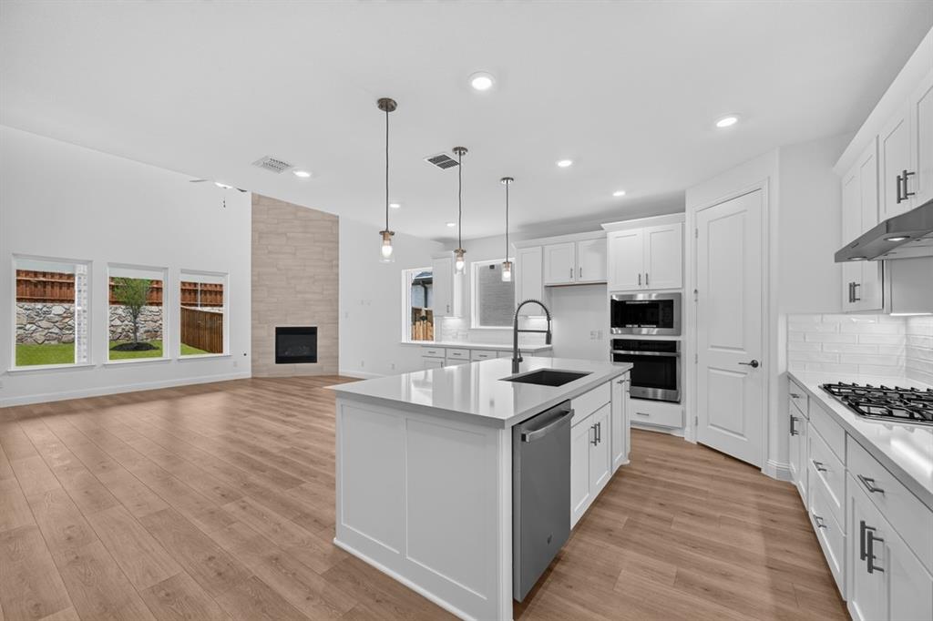 Highland Lakes - Residential