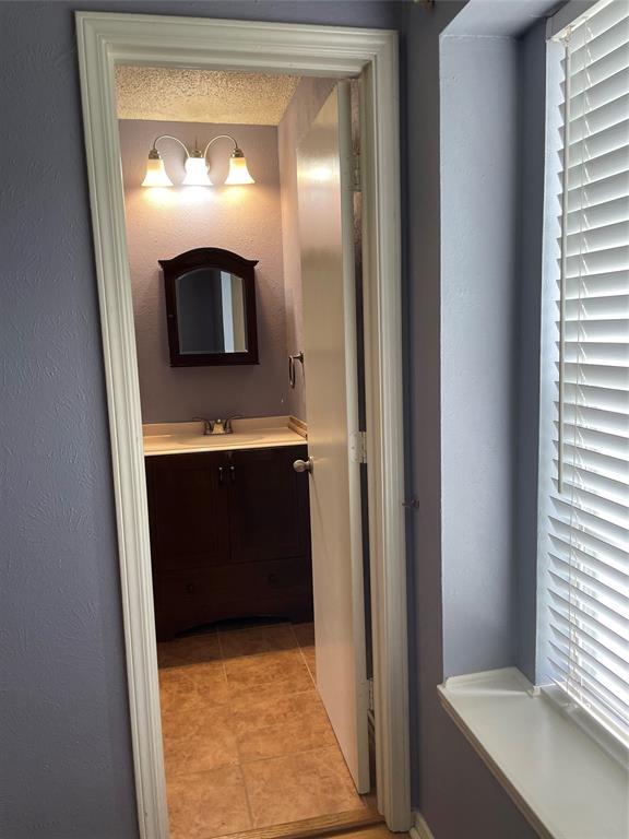 Pecan Acres Condo - Residential