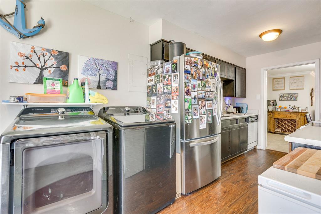 Ridglea Estate Condo - Residential