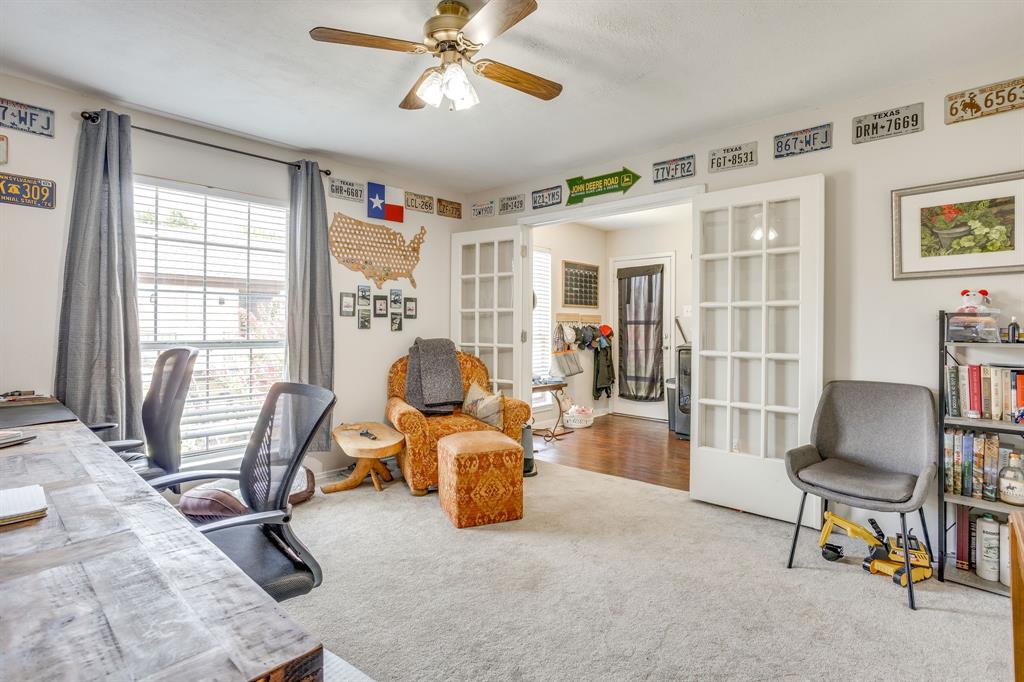 Ridglea Estate Condo - Residential