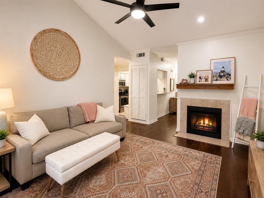 Heights Condo The - Residential