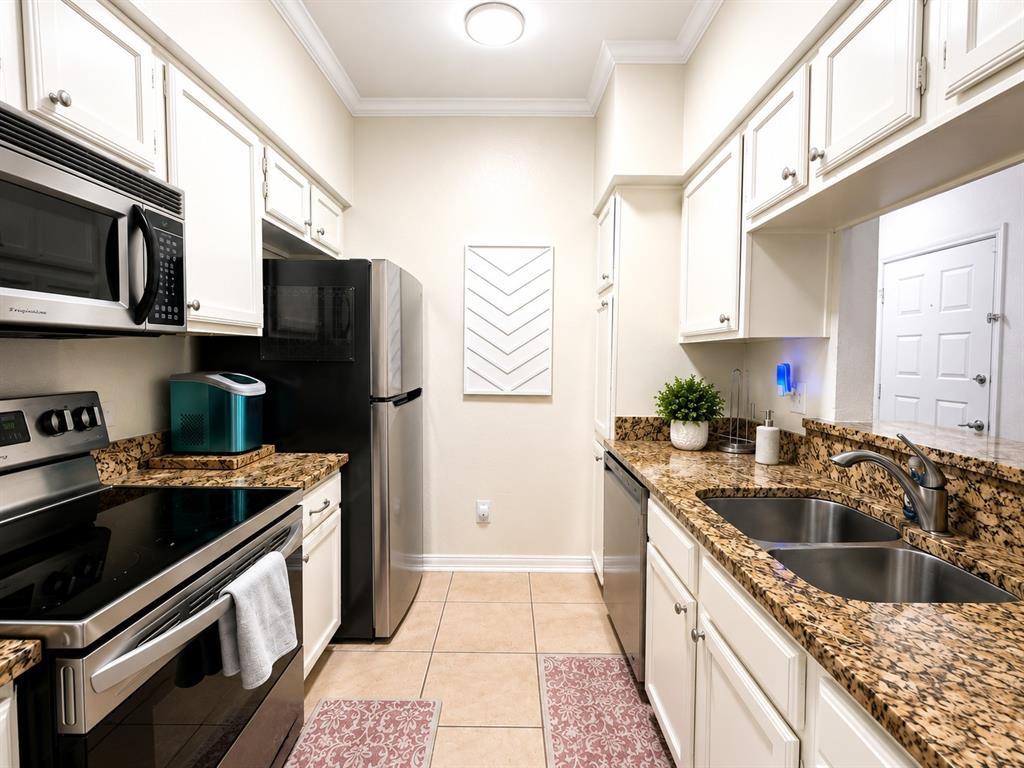 Heights Condo The - Residential