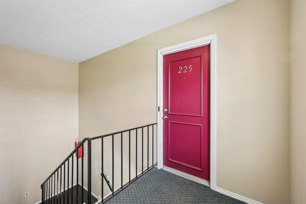 Birchbrook 01 Condo - Residential