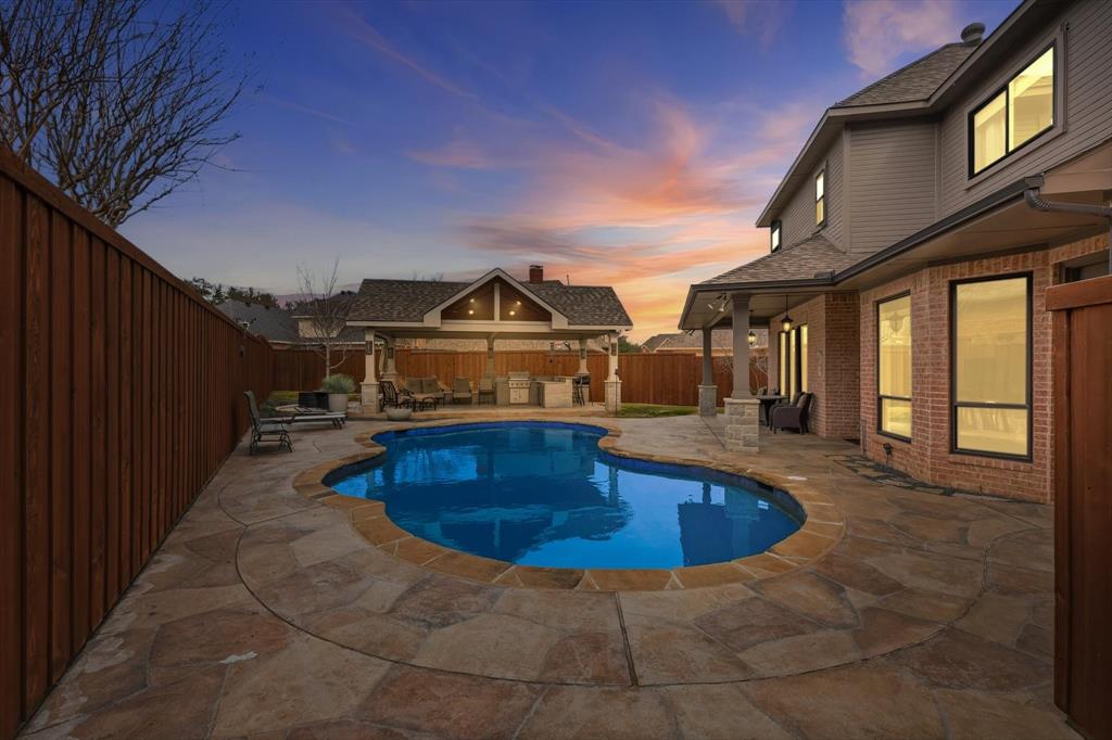 Tucked away on a quiet cul-de-sac in highly sought-after Plano ISD blends elegant design with everyday functionality and resort-style living.
A striking double iron front door welcomes you into a light-filled interior designed for both comfort and entertaining. The gourmet eat-in kitchen serves as the heart of the home, featuring an oversized island, seated breakfast bar, and a spacious butler’s pantry—perfect for hosting gatherings or seamless daily living.
Offering exceptional flexibility, the home features 5 spacious bedrooms along with two dedicated office or study spaces, ideal for remote work, learning, or creative pursuits. Upstairs, a separate family or game room provides an additional living area, while the second-floor primary suite creates a private retreat away from the main living spaces.
Step outside to your own private oasis. The backyard is a true summer dream, complete with a sparkling in-ground pool and a beautifully designed cabana featuring an outdoor kitchen, creating the ultimate setting for entertaining, relaxing, and enjoying Texas evenings year-round.
This home delivers the perfect balance of luxury, space, and lifestyle in one of Plano’s most desirable locations.