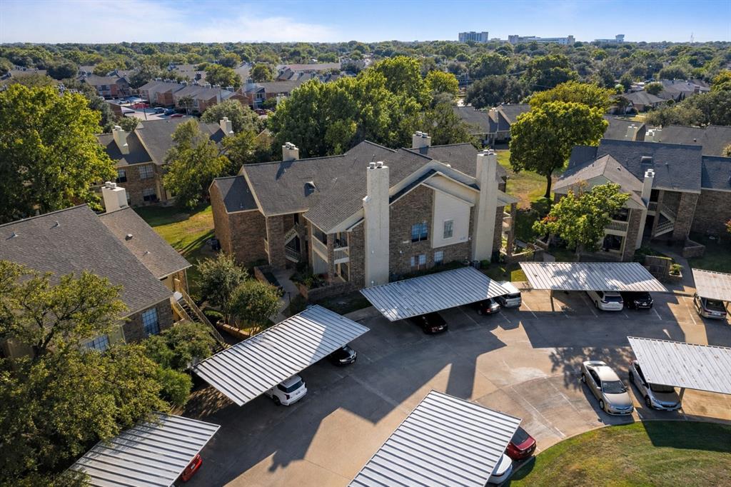Cobblestone Condo - Residential