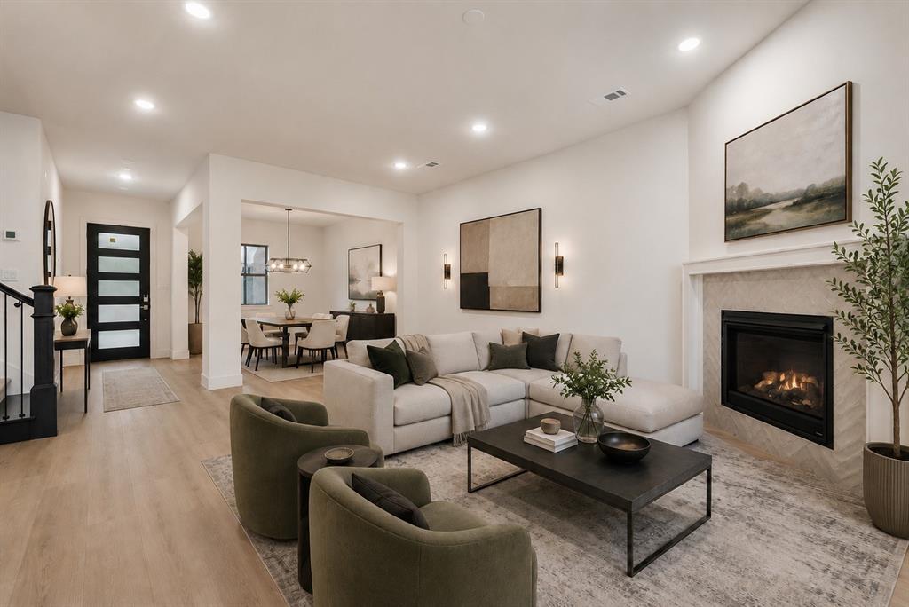 Lewisville Water's Edge II Condominium - Residential
