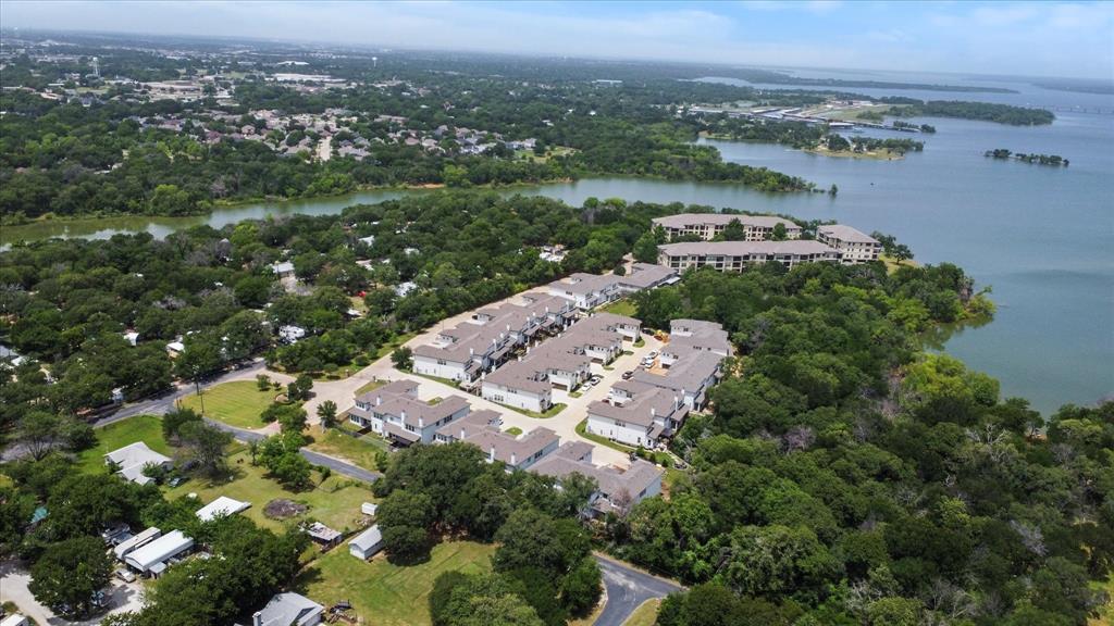 Lewisville Water's Edge II Condominium - Residential