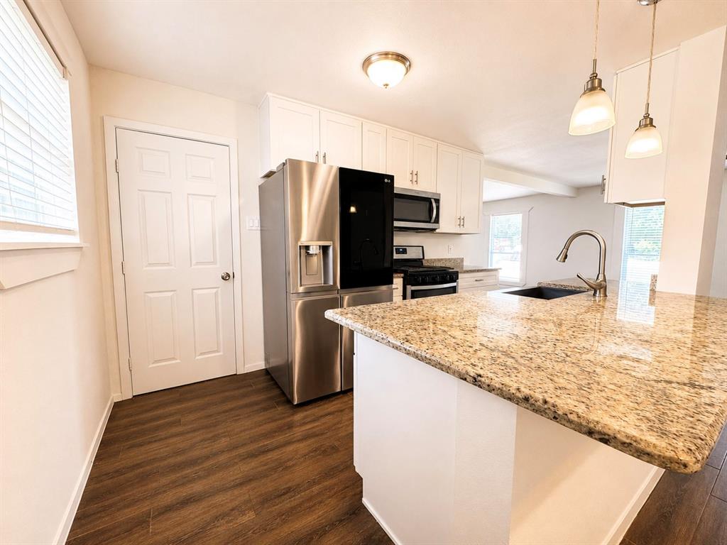 Irwin Keasler Dev Red Bird 04 - Residential