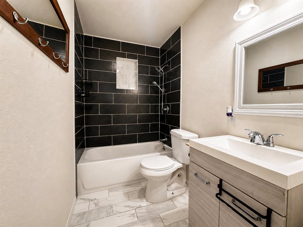 Irwin Keasler Dev Red Bird 04 - Residential