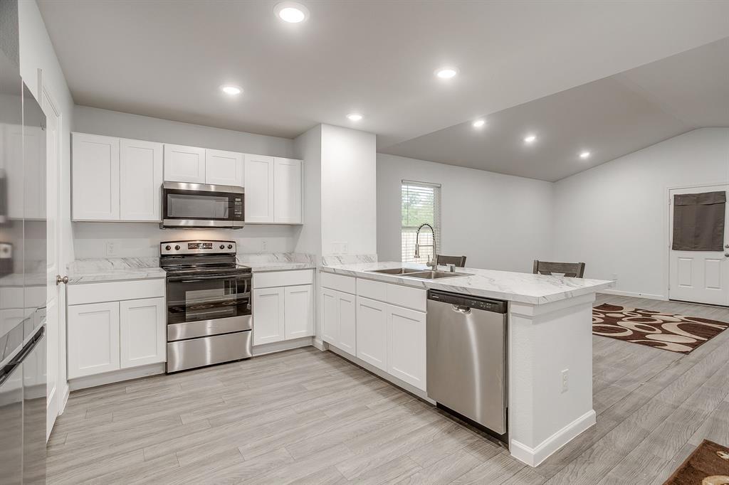 Tolar Oaks - Residential