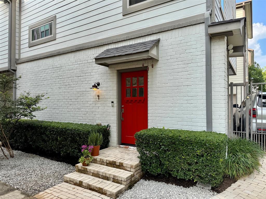 One of East Dallas’ best blocks — quiet, tree-lined, and walkable to Greenville, Henderson, White Rock, and Swiss Avenue. This well kept 2 bed, 2.5 bath end unit is exceptionally bright, with natural light pouring in from windows on three sides of the open plan. Hardwoods, granite kitchen, and stainless appliances throughout. Both suites newly renovated with walk-in closets and infinity glass showers. Brand new HVAC and garage door system with smart home connectivity mean zero maintenance for years to come. Private gated courtyard with coded entry is perfect for pets. Two-car garage and reserved guest parking offer exceptional convenience. Turnkey unit offered with all appliances included if desired.